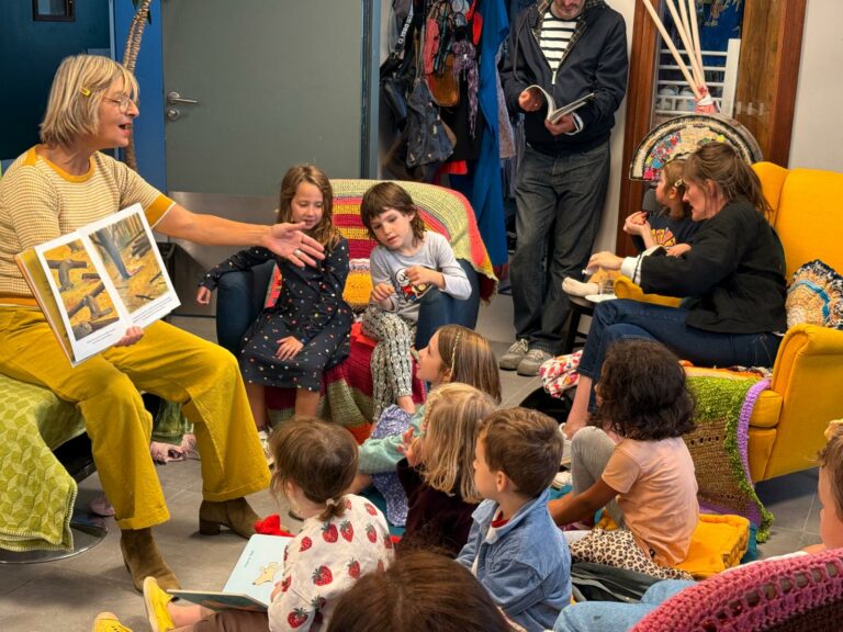 Atelier parents et enfants : Lire et réfléchir ensemble